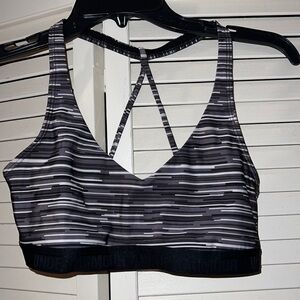 🔥3 for $25🔥 (EUC) UNDER ARMOUR SPORTS BRA SZ S